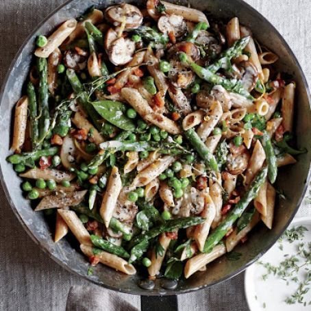 Creamy Asparagus and Pancetta Penne